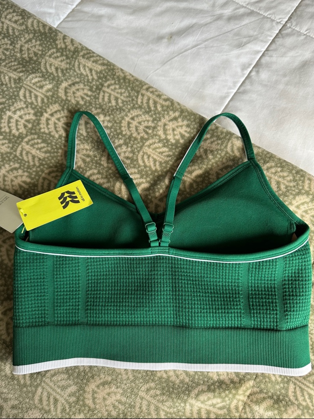 All in motion Green Seamless sports bra - Picture 4 of 4